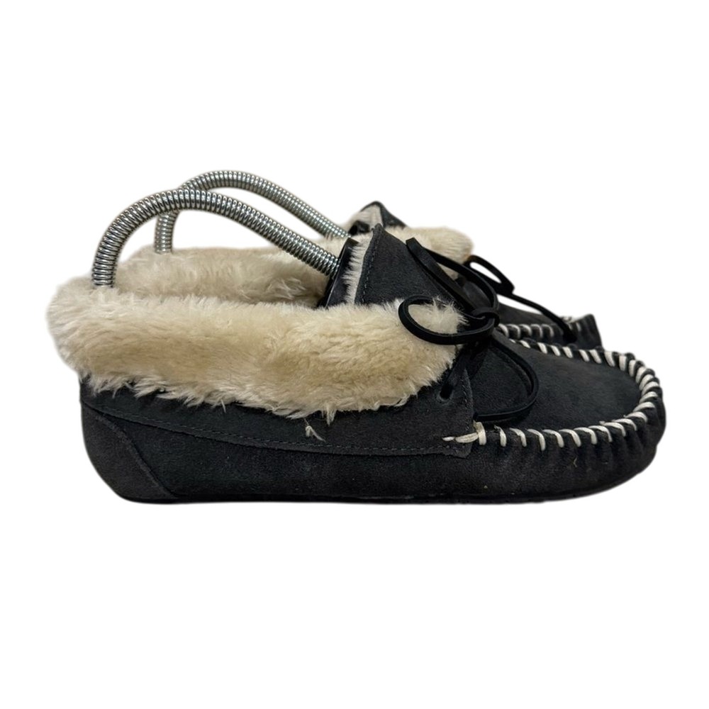 Minnetonka Chrissy Moccasin Gray Slippers Suede Leather Faux Fur Lining Womens 6